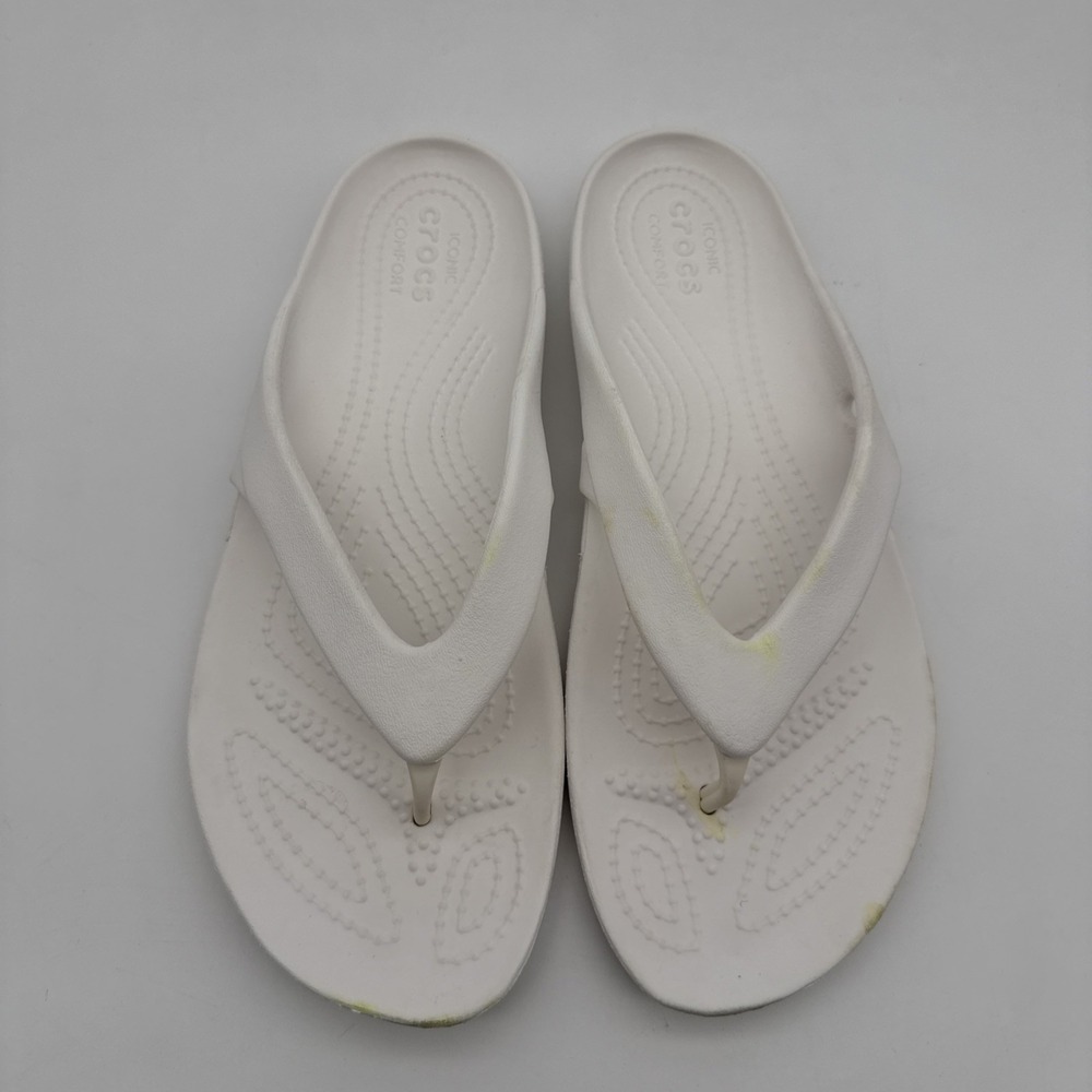 Crocs Kadee II Flip Flops Slip On Thongs In Cream Women's Sz 7 Shoes